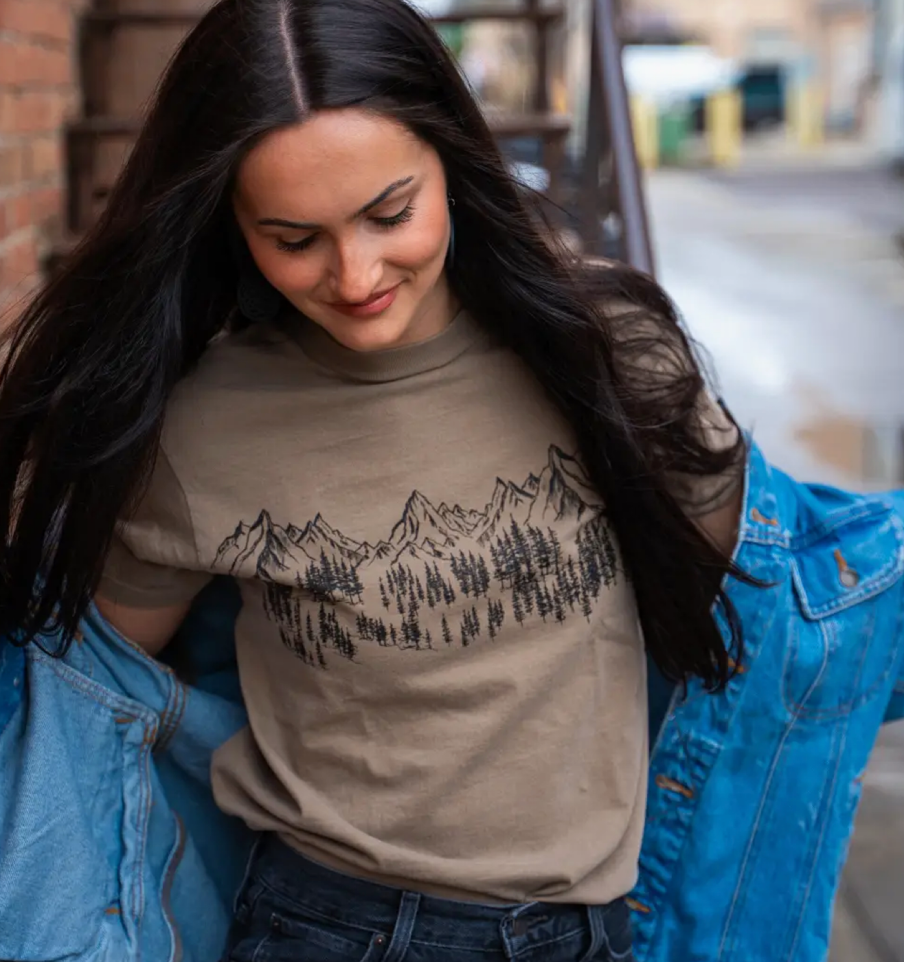 Mountain Sketch Tee