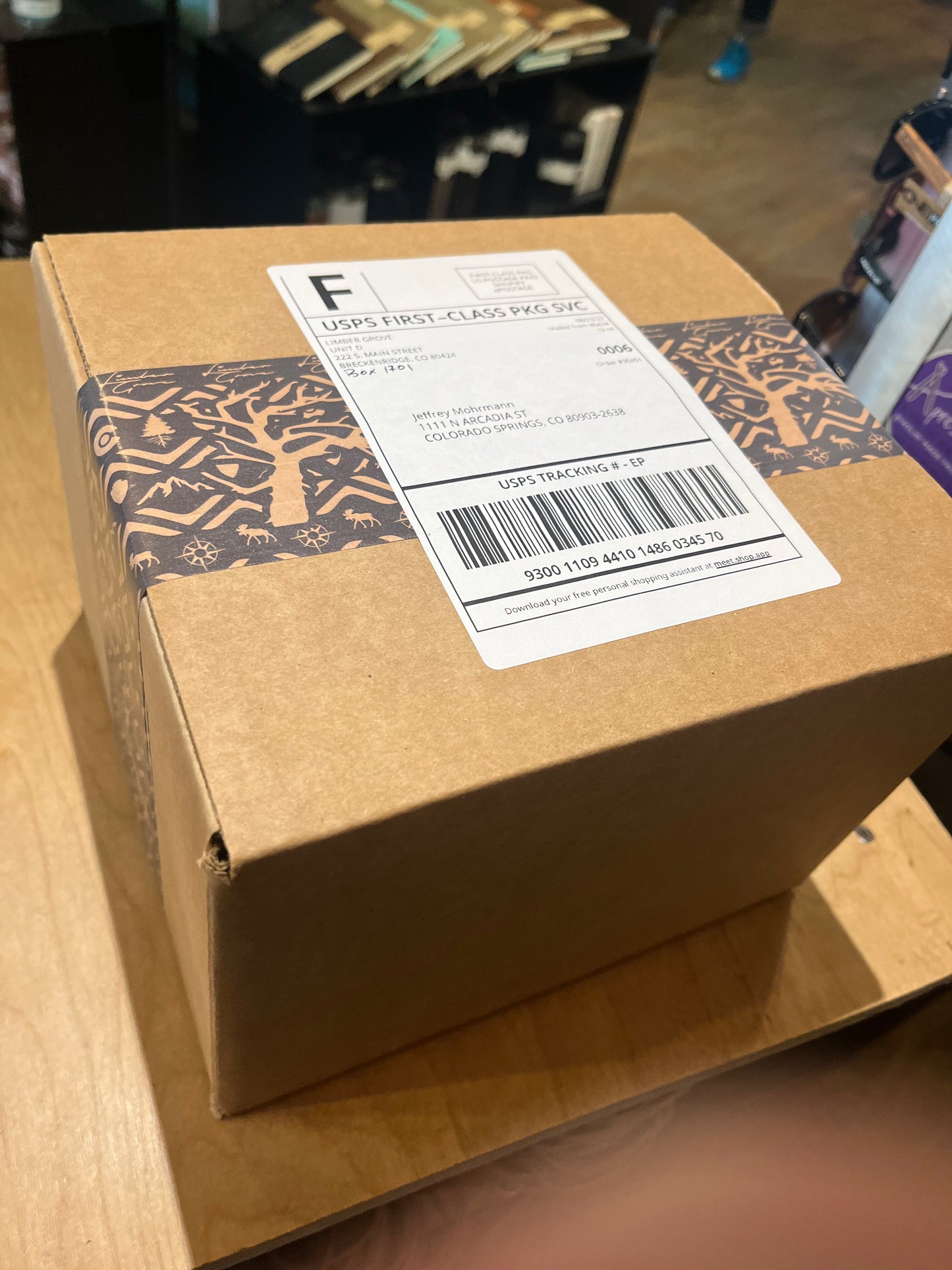 Shipping Package Product Filler