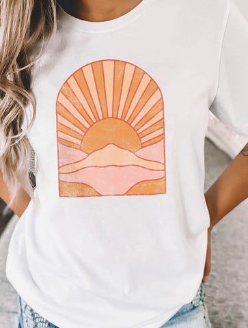 Retro Arched Sunset Tee