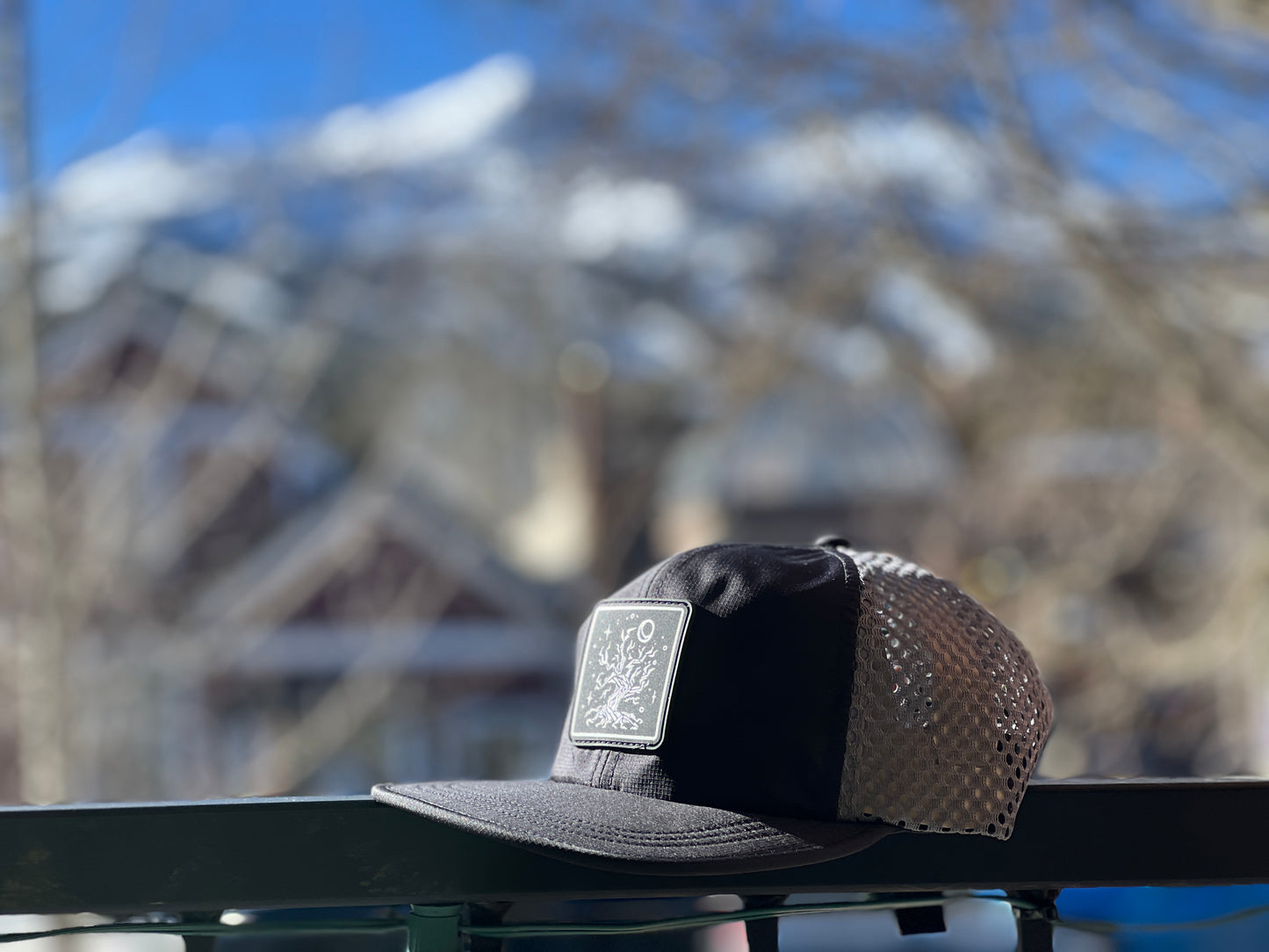 LG Tree Charcoal Mesh Active Hat