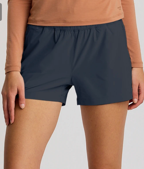 Women's Pull-On Breeze Short Storm Cloud