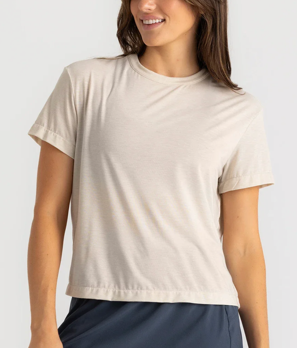 Women's Elevate Lightweight Tee Fig (Copy)