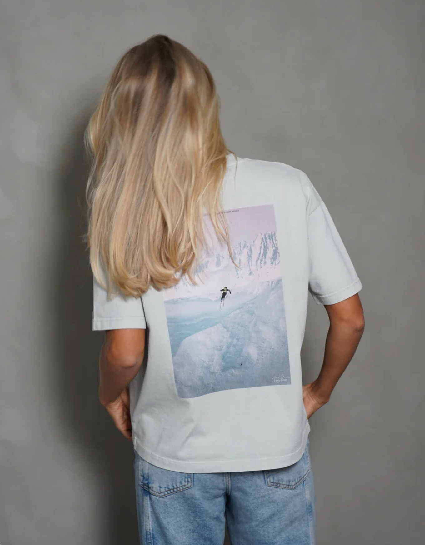 Pre Apres Cliff Hanger Tee