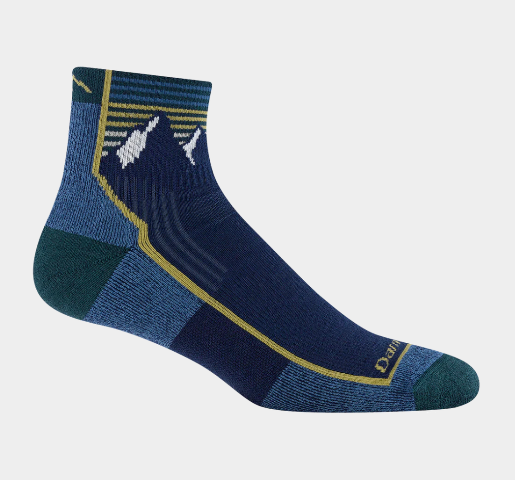 Darn Tough Men's Mountain Lake Hiker Quarter Midweight Hiking Socks