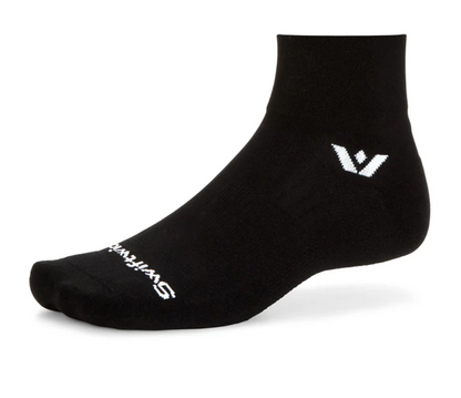 Swiftwick Aspire Ultra Thin Quarter Crew Socks