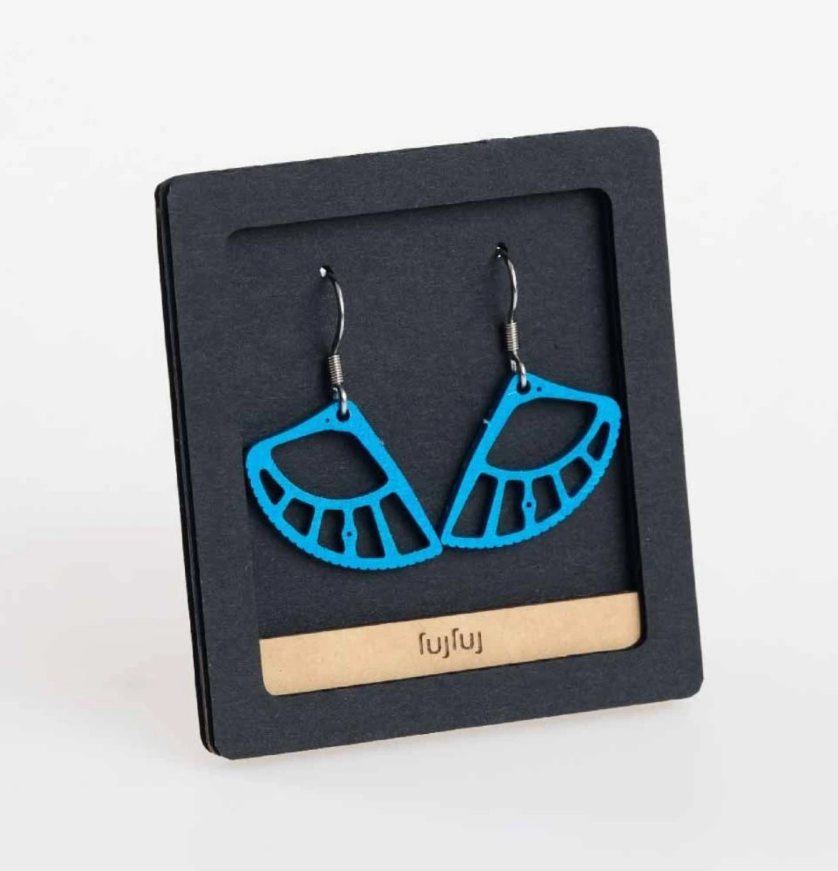 FujFuj Cam Earrings